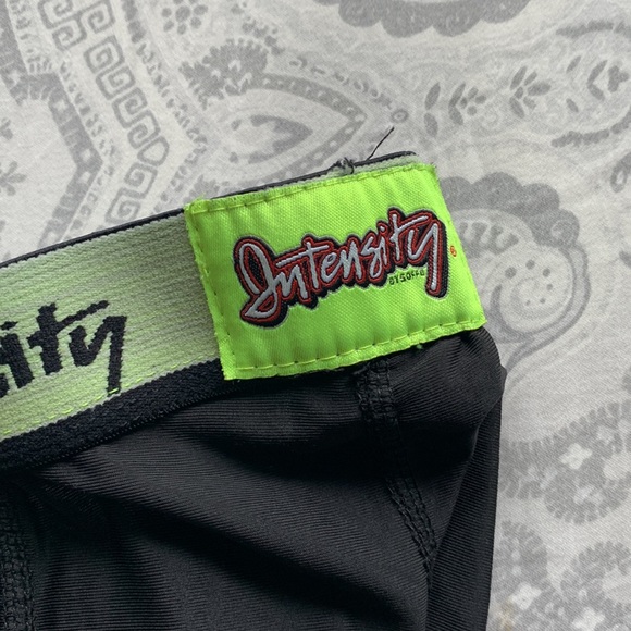 youth softball sliding shorts - Picture 2 of 3